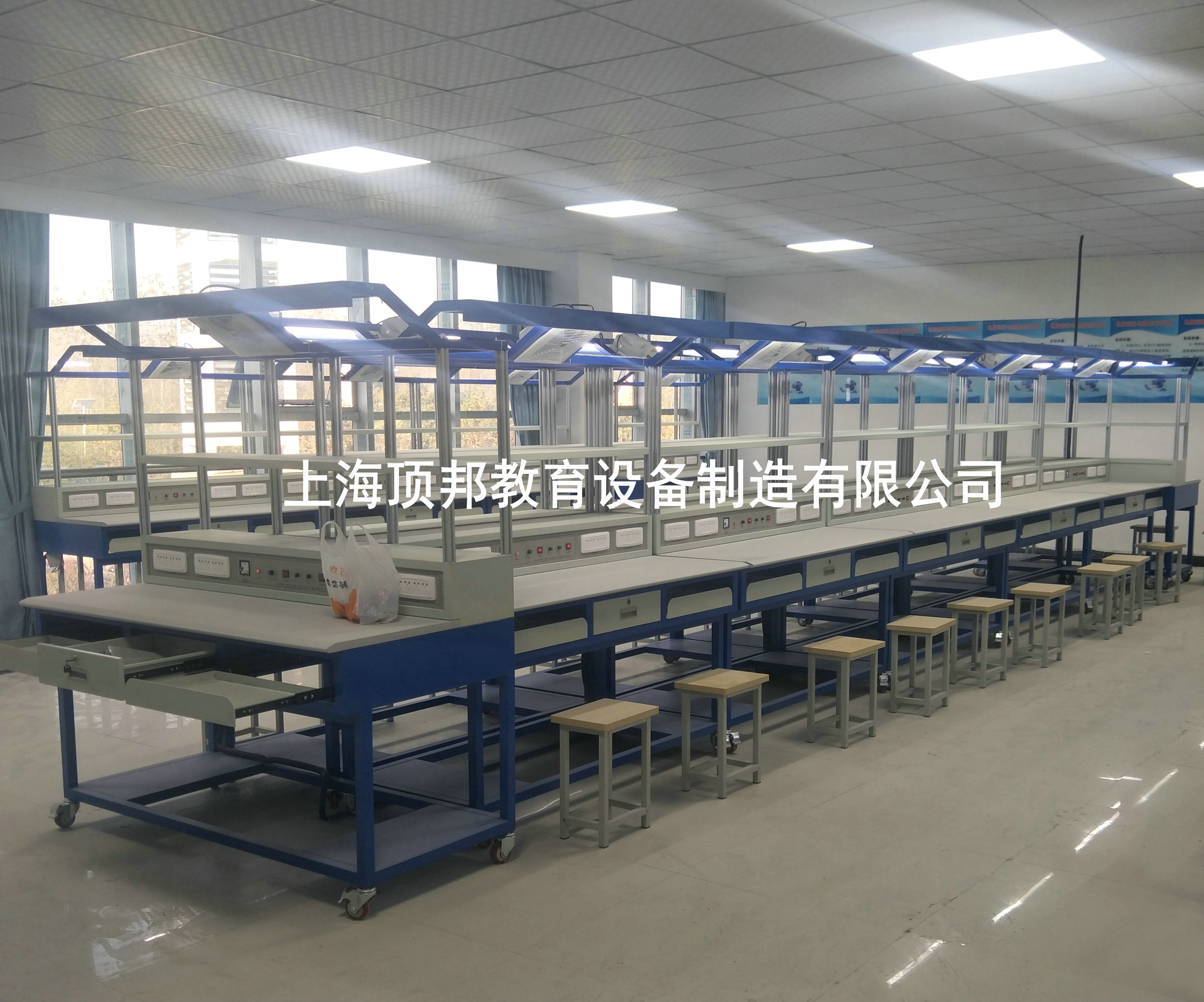 计算机组装与维护实训装置(图4) 计算机组装与维护实训装置